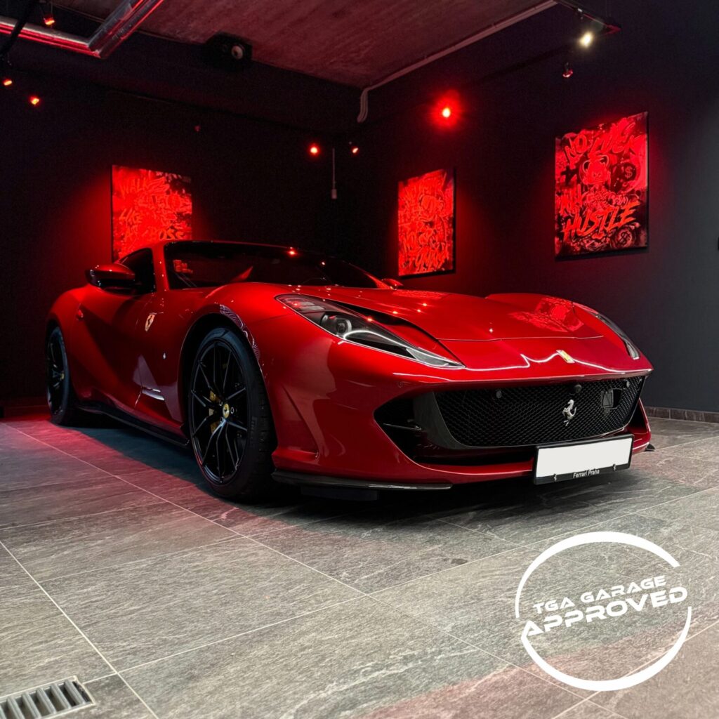 Ferrari 812 GTS